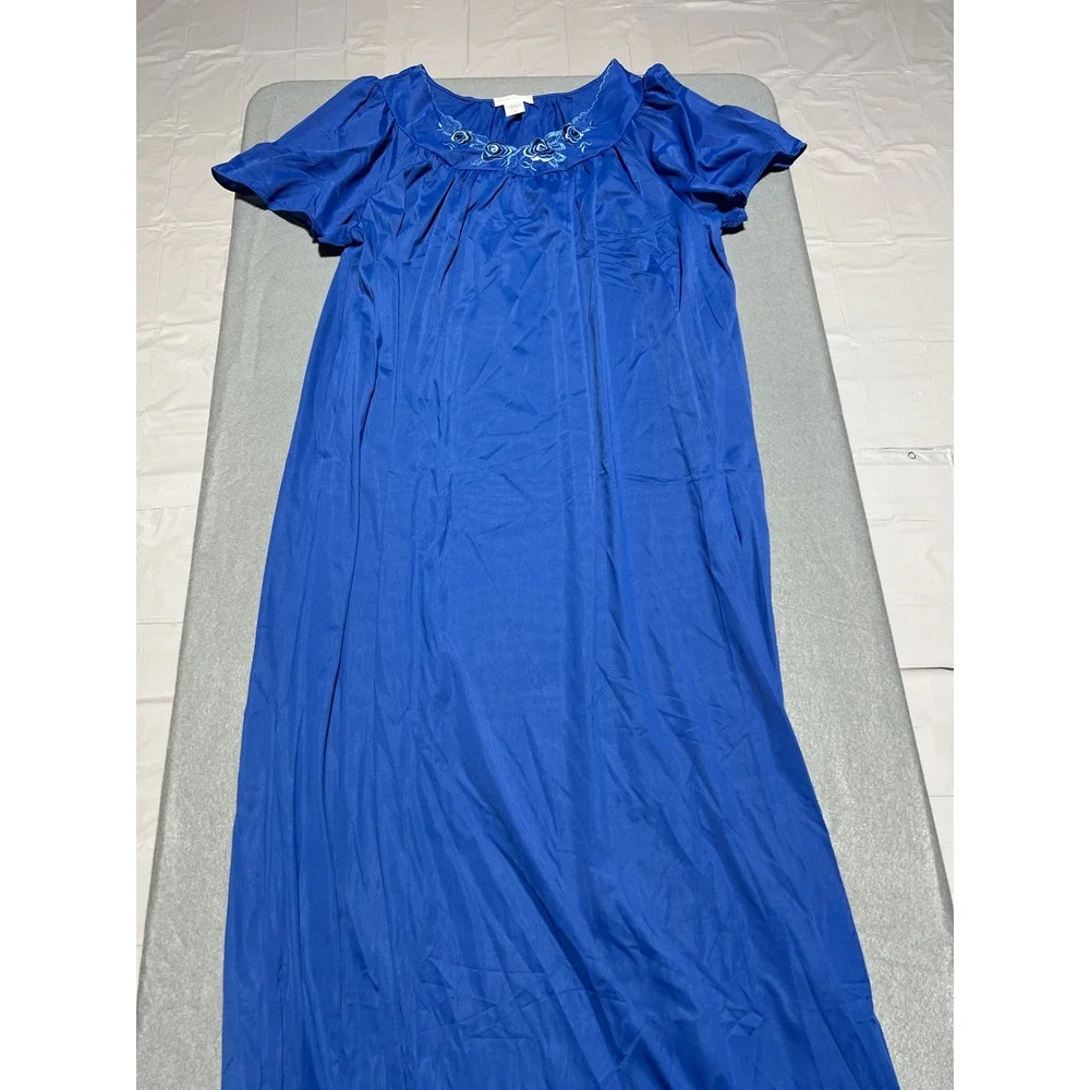 Shadowline Vintage Royal Blue Floral Embroidered Maxi Nightgown Short Sleeve 2X